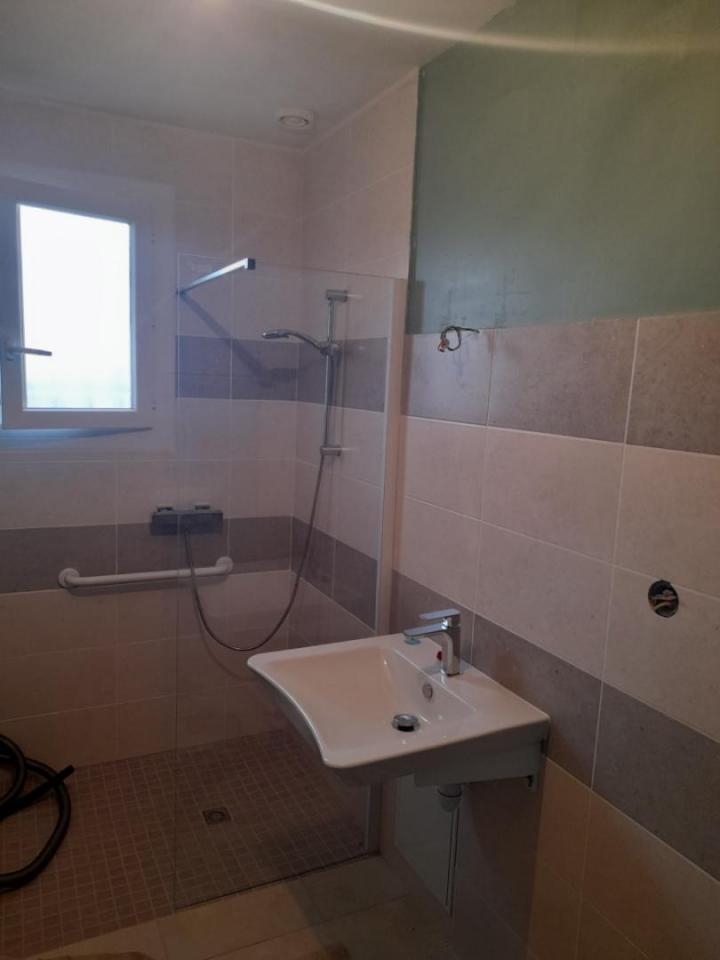 Aménagement de salle de bain à Grignols